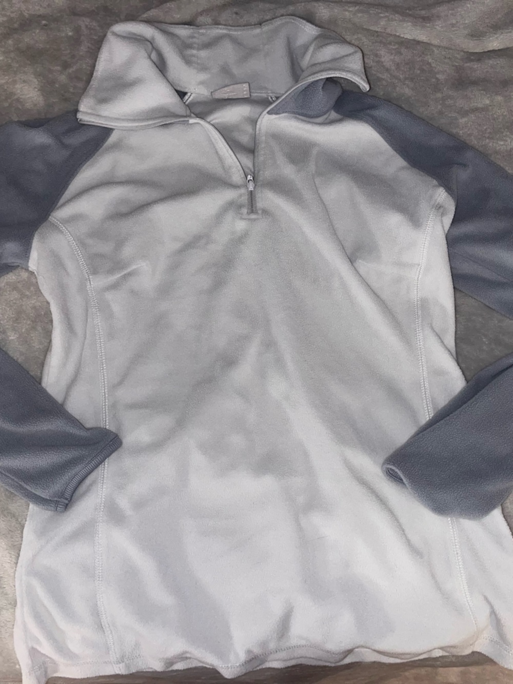 Columbia White and Light Gray Fleece Jacket
